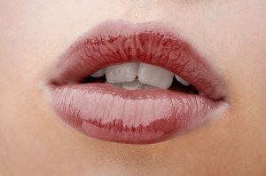 Red cherry cola lips